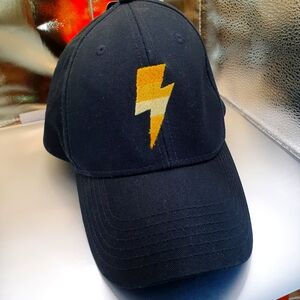 Newhattan lighting bolt hat